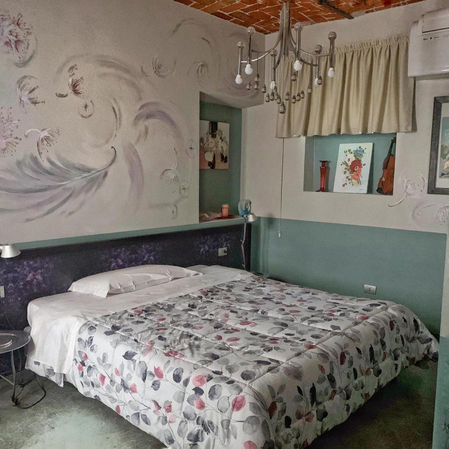 Cortiletto D'Alba Camere Con Ristorante Buitenkant foto