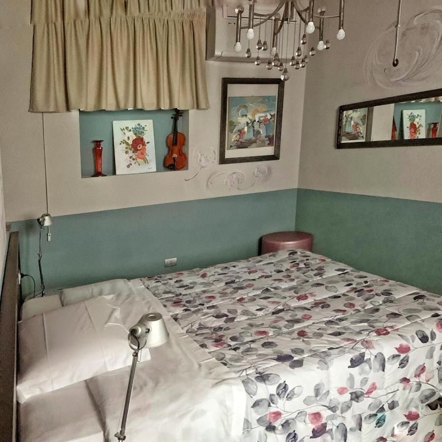 Cortiletto D'Alba Camere Con Ristorante Buitenkant foto