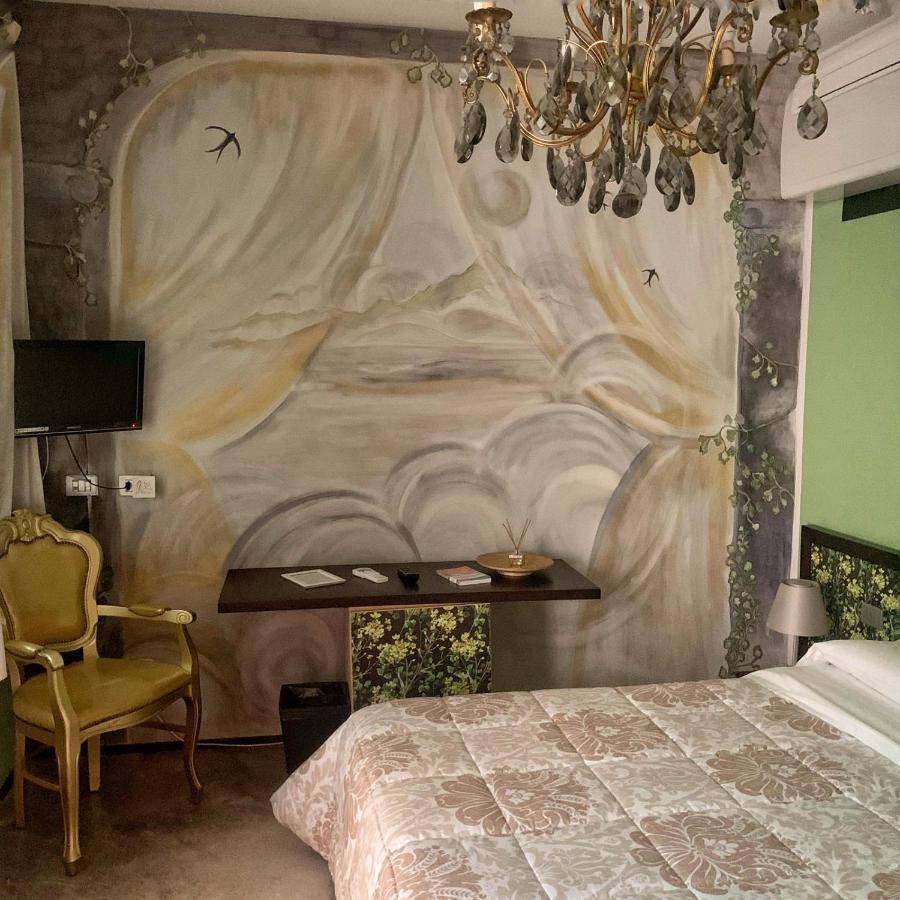 Cortiletto D'Alba Camere Con Ristorante Buitenkant foto